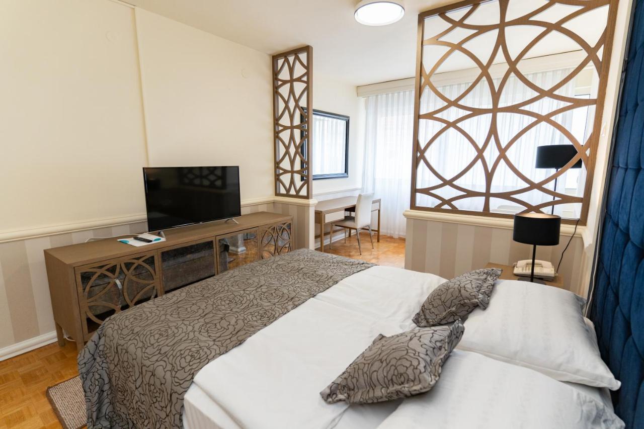 Artearia Hotel Bjelovar Exterior photo
