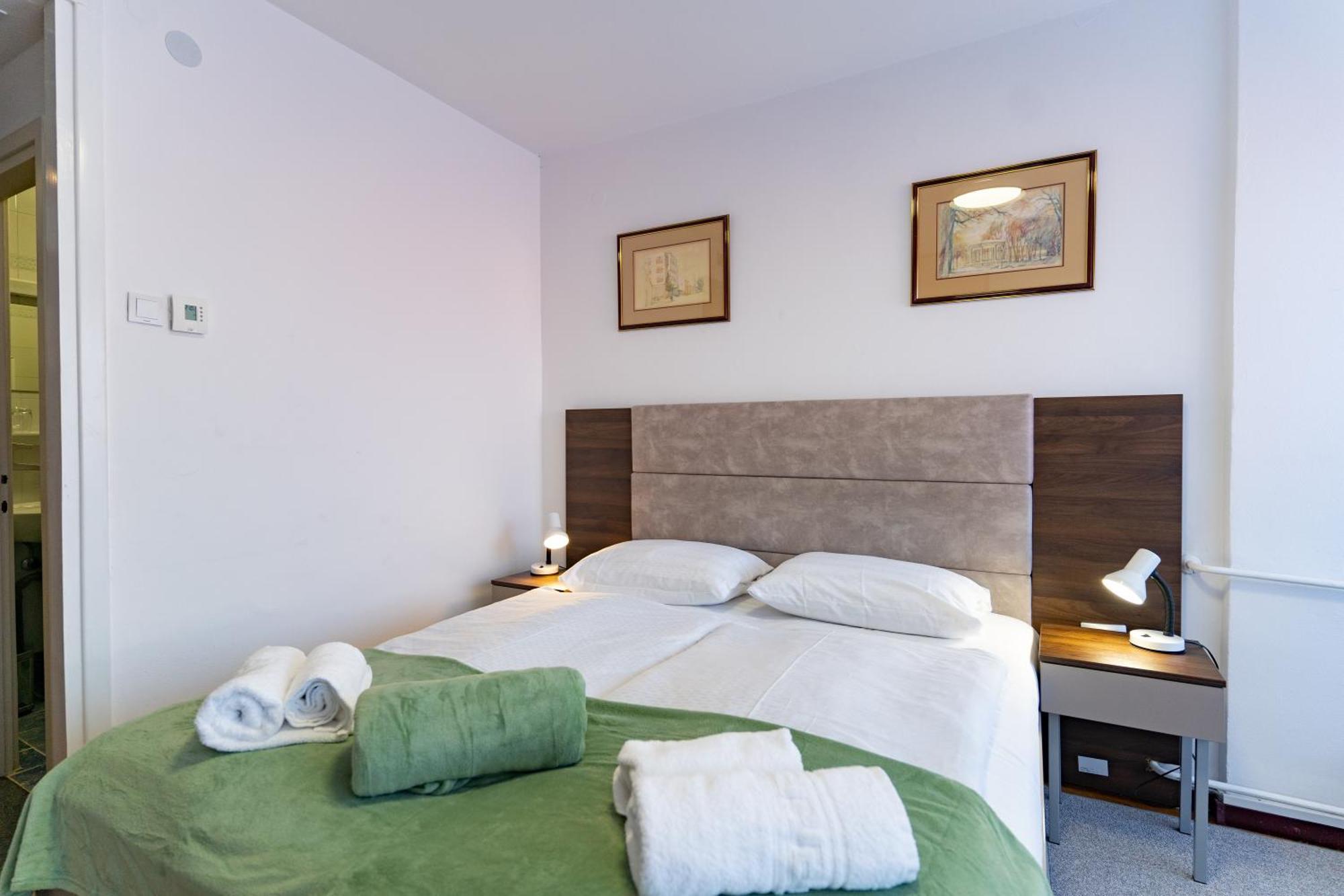 Artearia Hotel Bjelovar Exterior photo