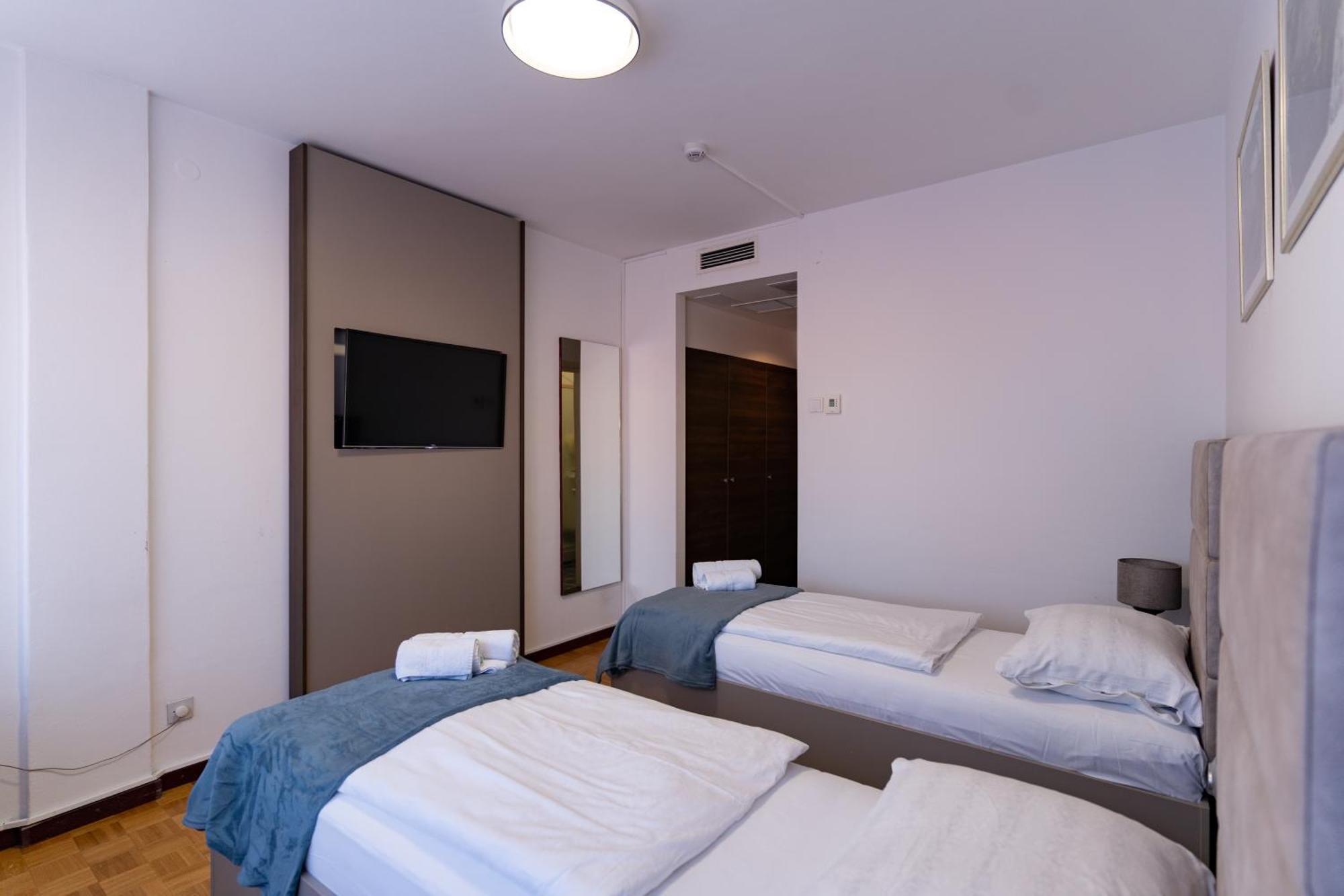 Artearia Hotel Bjelovar Exterior photo